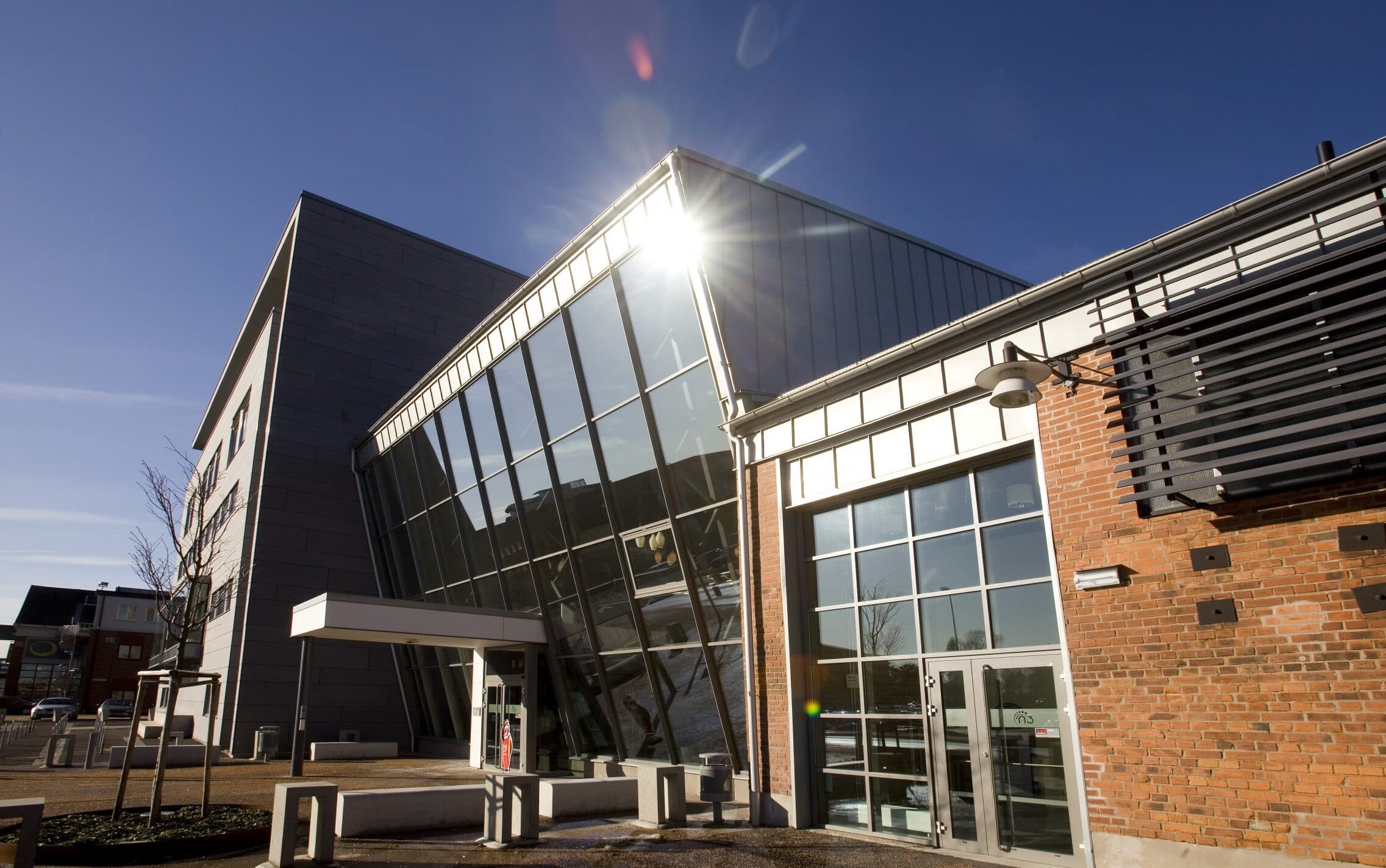 Fasaden på N3 kulturskola på Innovatum District